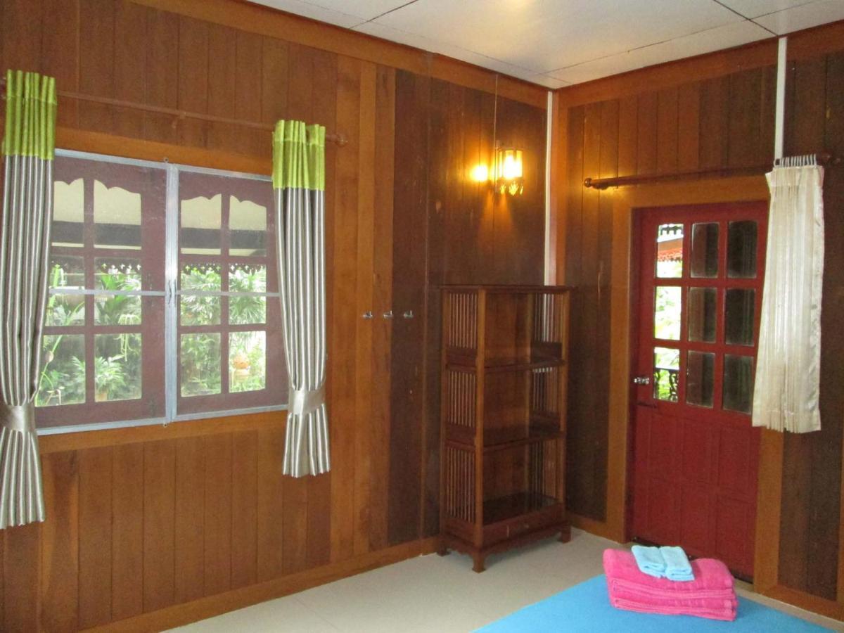 Happiness Resort Sukhothai Exterior photo